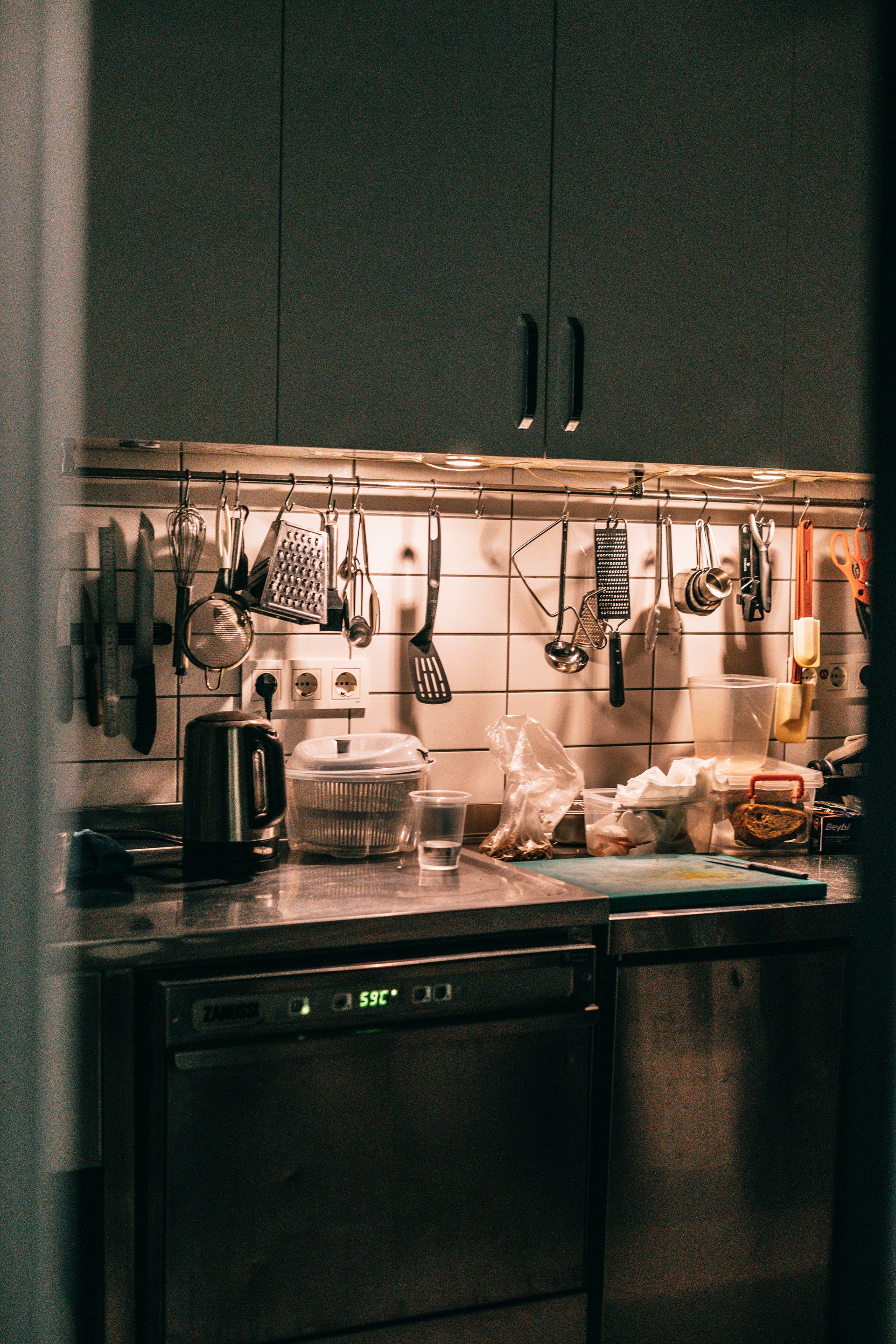 Why Every Kitchen Tool Was Designed for the Wrong Hands